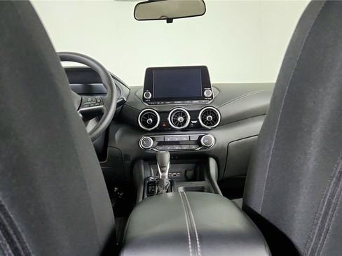 Used 2024 Nissan Sentra SV FWD image 13
