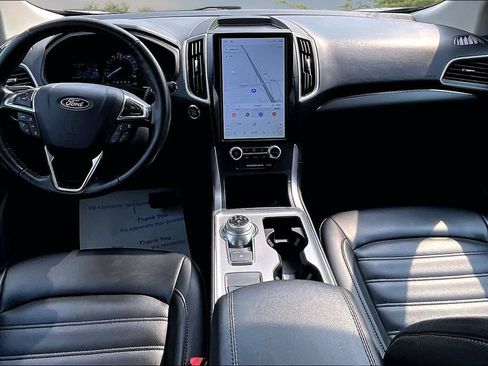 Used 2022 Ford Edge SEL AWD/4WD image 16