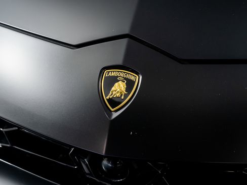 Used 2022 Lamborghini Urus AWD image 25