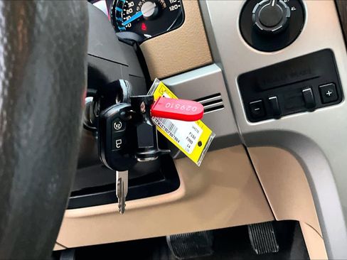 Used 2014 Ford F150 Lariat w/ Equipment Group 502A Luxury image 14