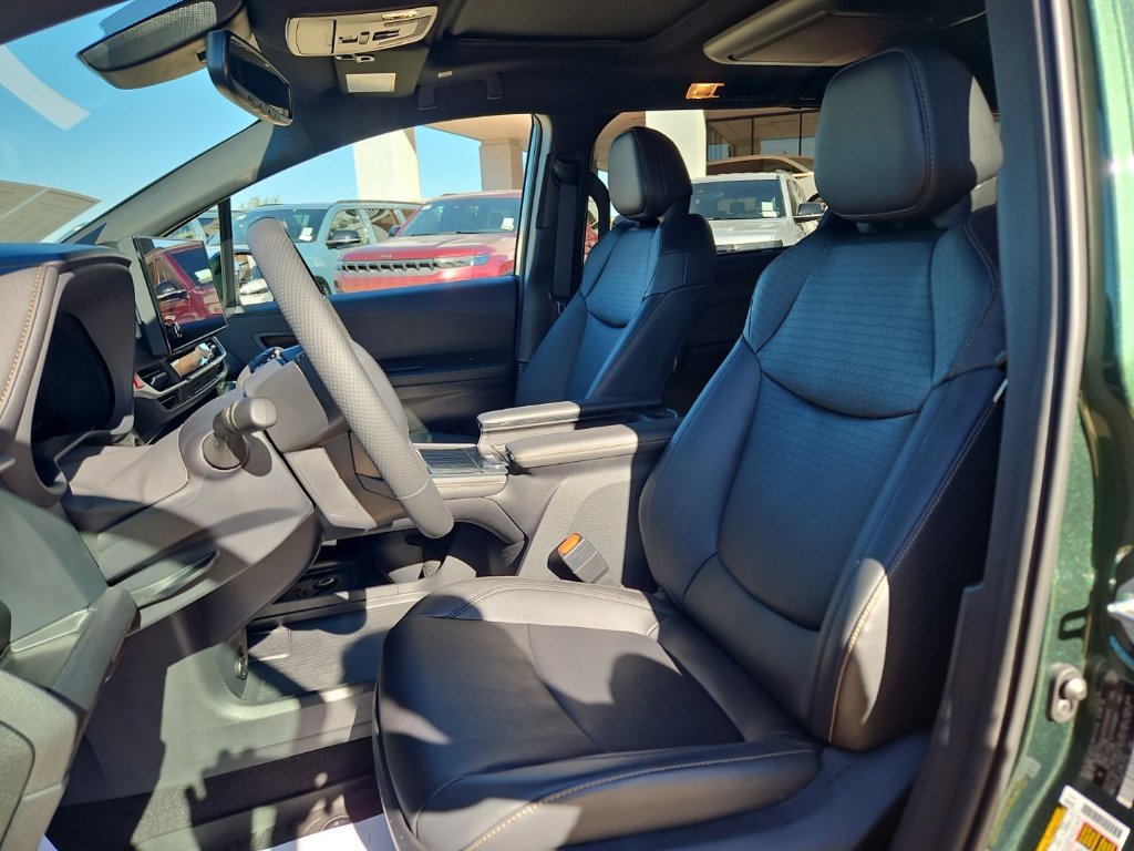 Used 2025 Toyota Sienna XLE Woodland Edition AWD/4WD image 16
