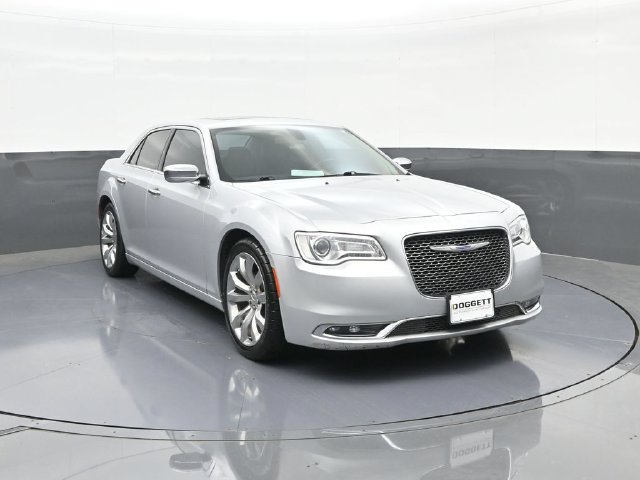 Used 2020 Chrysler 300 Limited RWD image 22