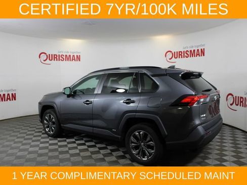 Used 2022 Toyota RAV4 XLE Premium AWD/4WD image 5