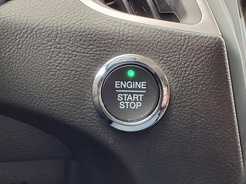 Certified 2022 Ford Edge SEL image 23