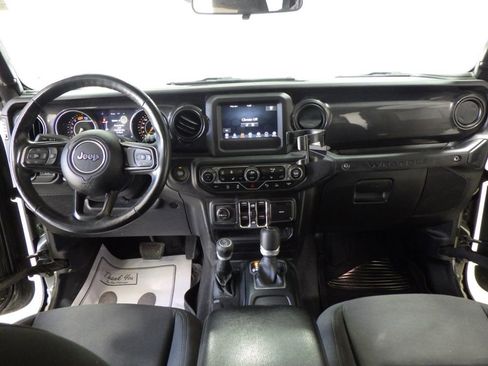 Used 2021 Jeep Wrangler Unlimited Sport image 11