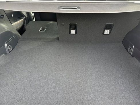 Used 2025 Subaru Crosstrek 2.5i Limited w/ Popular Package #4A image 12