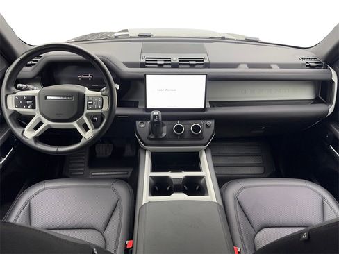 Used 2025 Land Rover Defender 110 S image 45