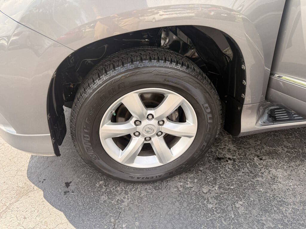 Used 2014 Lexus GX 460 AWD/4WD image 28