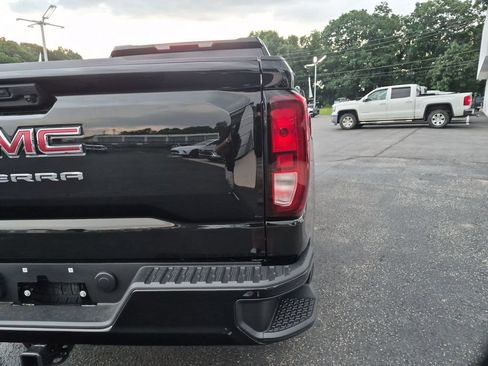 New 2026 GMC Sierra 1500 Pro w/ Graphite Edition AWD/4WD image 7