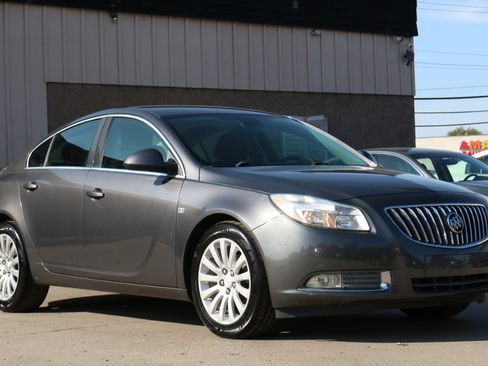 Used 2011 Buick Regal CXL w/ RL3 Preferred Equipment Group image 4