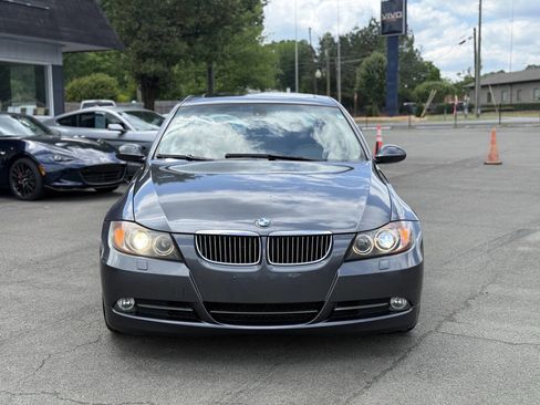 Used 2006 BMW 330i Sedan RWD image 3