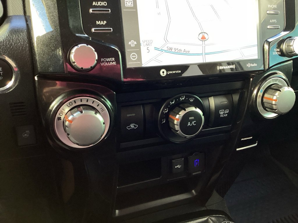 Certified 2024 Toyota 4Runner TRD Off-Road Premium w/ Off Road Premium Plus Package AWD/4WD image 17