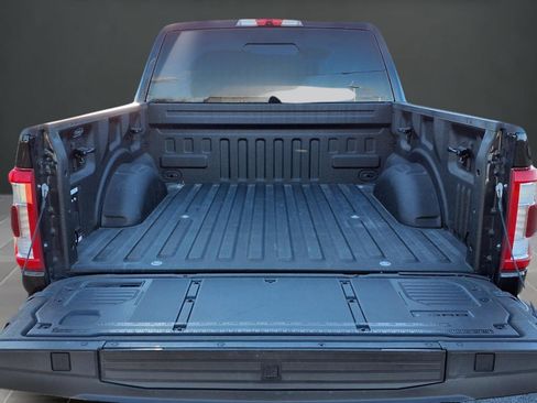 Used 2021 Ford F150 Lariat w/ Equipment Group 502A High image 25