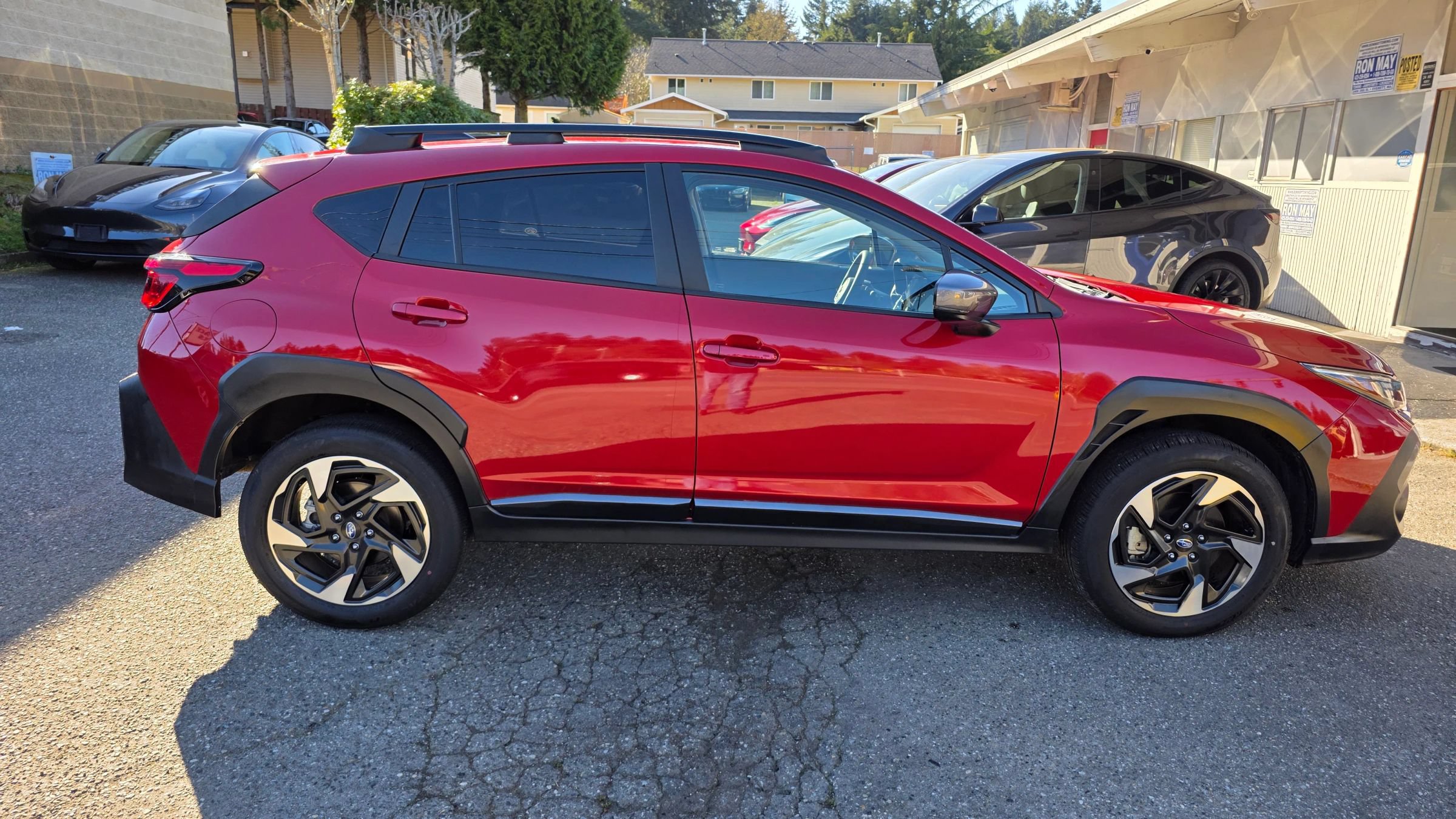 Used 2024 Subaru Crosstrek 2.5i Limited w/ Crosstrek Mirror Package AWD/4WD image 4