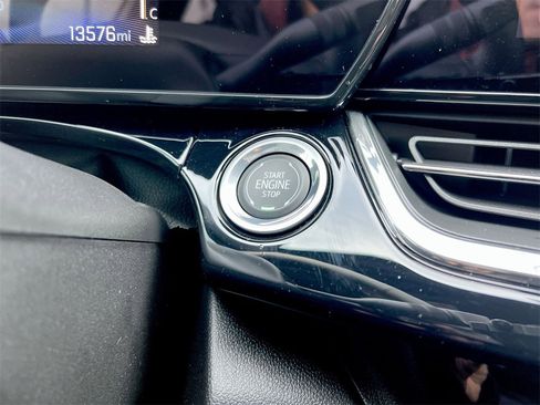 Certified 2025 Chevrolet Trax RS w/ Driver Confidence Package image 15