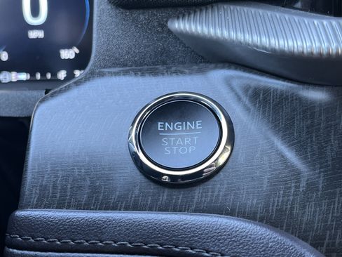 Used 2025 Ford Explorer Platinum image 9