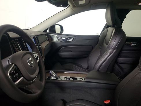 Certified 2023 Volvo XC60 B5 Ultimate w/ Climate Package FWD image 24