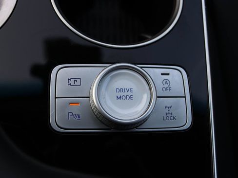 Used 2025 Genesis GV80 2.5T Standard AWD/4WD image 42