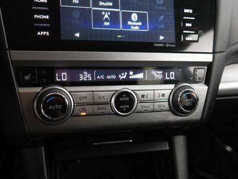 Used 2016 Subaru Outback 2.5i Premium AWD/4WD image 23