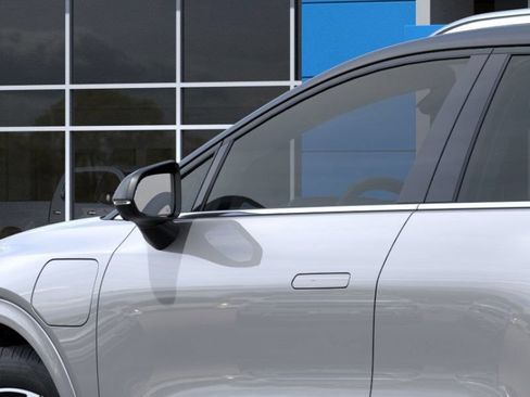 New 2025 Chevrolet Equinox EV LT AWD/4WD image 15