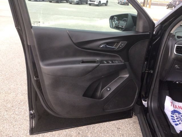 Used 2024 Chevrolet Equinox LT FWD image 5