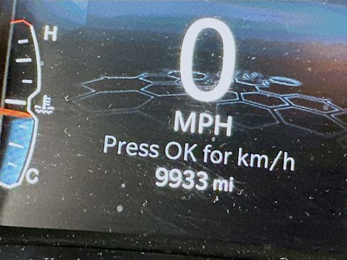 Used 2023 Jeep Compass Latitude image 19