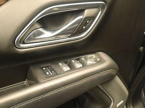 Used 2023 Chevrolet Suburban Premier AWD/4WD image 14