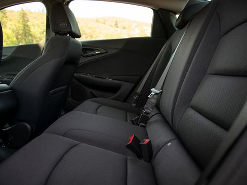 New 2025 Chevrolet Malibu LS FWD image 13