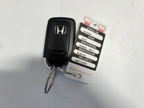 Used 2016 Honda HR-V EX image 2