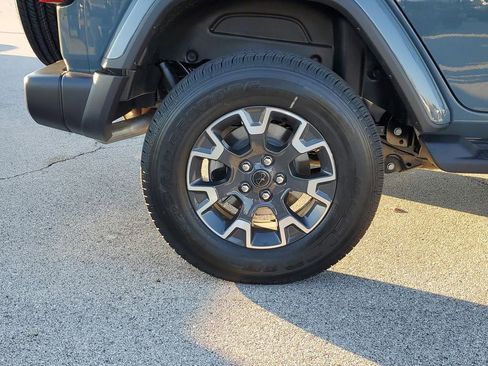 New 2026 Jeep Wrangler Unlimited Sahara AWD/4WD image 7