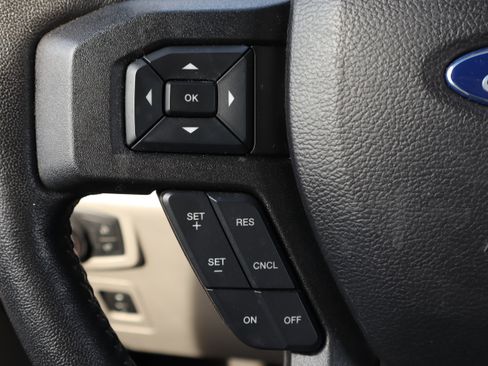 Used 2019 Ford F150 XLT w/ Equipment Group 302A Luxury image 17