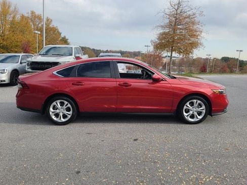 Used 2024 Honda Accord LX image 11