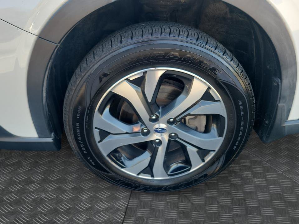 Used 2020 Subaru Outback Limited w/ Popular Package #2 AWD/4WD image 31