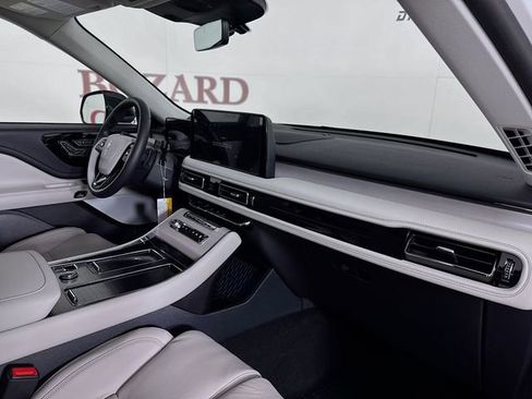 New 2026 Lincoln Aviator Reserve w/ Luxury Package image 32