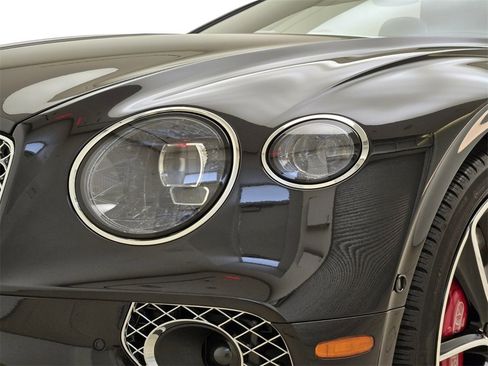 Used 2020 Bentley Continental GT image 10