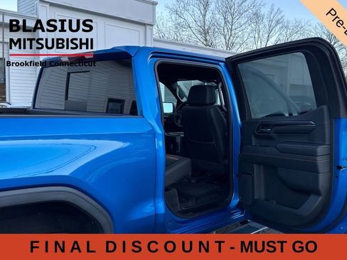 Used 2024 GMC Sierra 1500 AT4 w/ AT4 Preferred Package AWD/4WD image 12