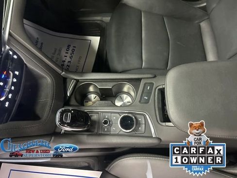 Used 2023 Cadillac XT6 Sport w/ Technology Package image 14