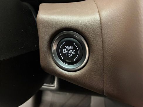 Used 2021 Chevrolet Tahoe High Country image 24