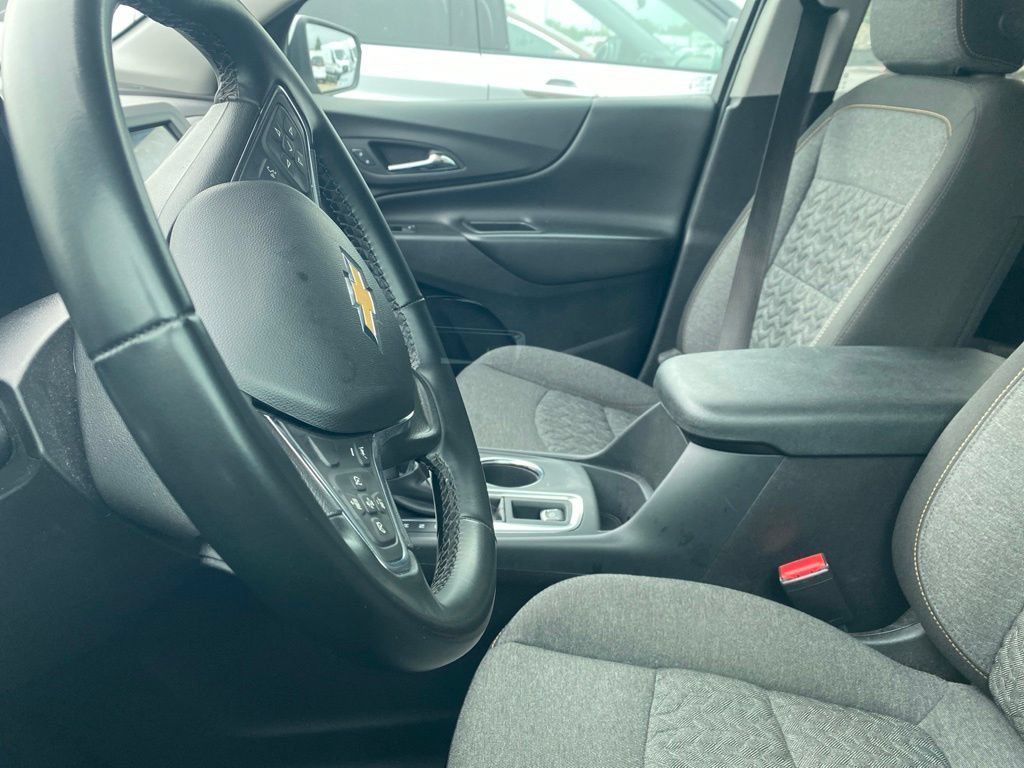 Used 2024 Chevrolet Equinox LT AWD/4WD image 14