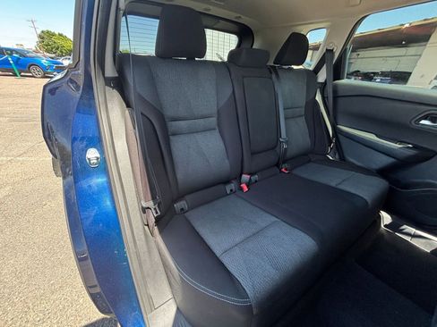 Used 2025 Nissan Rogue SV FWD image 41