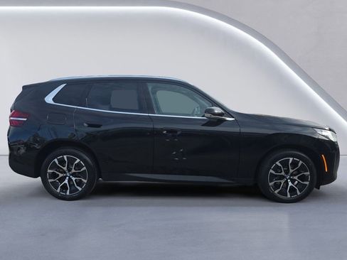 New 2026 BMW X3 xDrive30 w/ Premium Package image 3