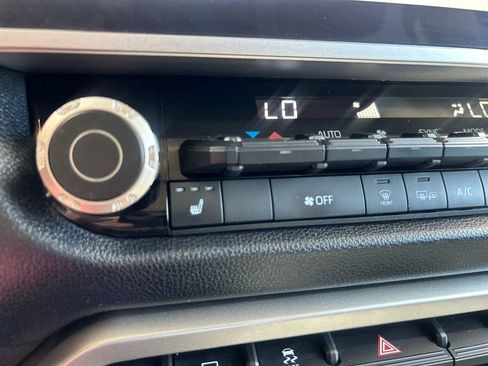 Used 2024 Toyota Tundra SR5 w/ Advanced Technology Package AWD/4WD image 31