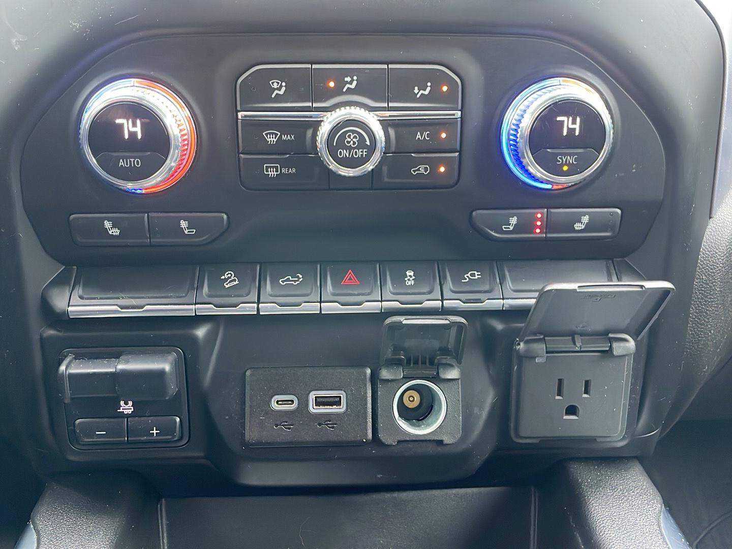Used 2022 GMC Sierra 1500 Elevation AWD/4WD image 21