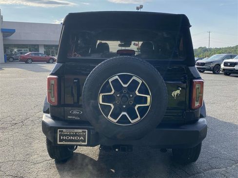 Used 2023 Ford Bronco Outer Banks image 4