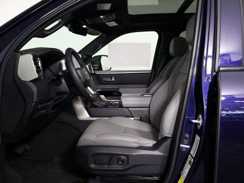 Used 2025 Toyota Tundra Limited image 10
