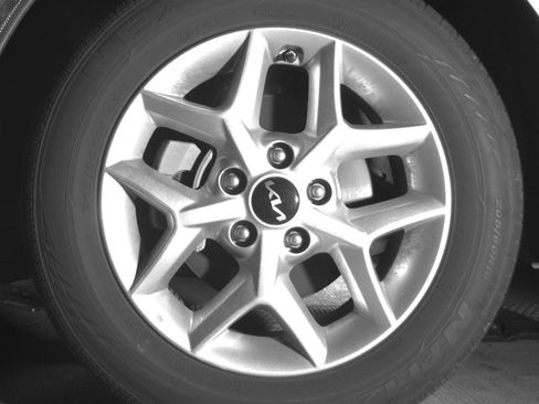 Used 2025 Kia Soul LX w/ LX Technology Package image 12