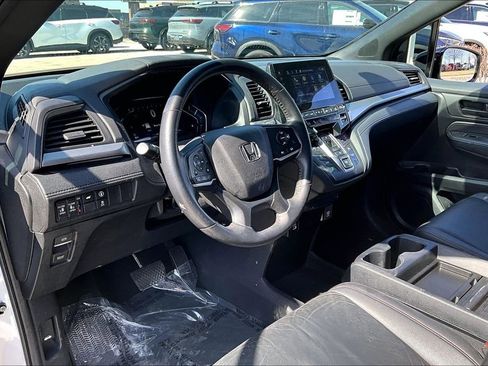 Used 2023 Honda Odyssey Sport image 16