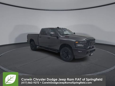 Certified 2026 RAM 2500 Tradesman AWD/4WD image 3