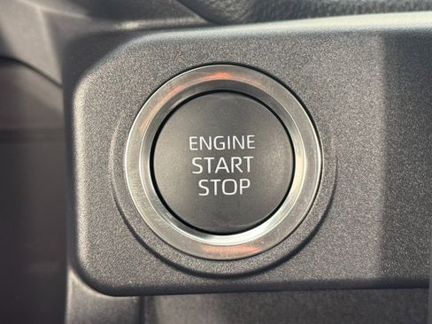 Used 2025 Toyota 4Runner SR5 image 22