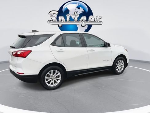 Used 2021 Chevrolet Equinox LS image 9